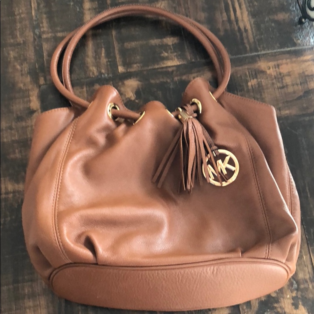 Michael Kors purse 👜